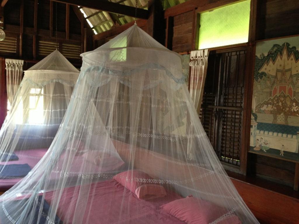 Ayothaya Riverside House Ayutthaya Rom bilde