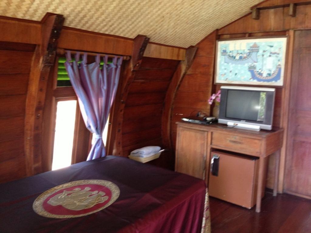 Ayothaya Riverside House Ayutthaya Rom bilde
