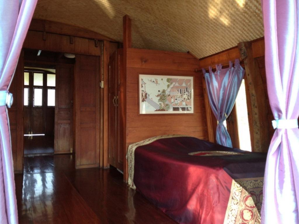 Ayothaya Riverside House Ayutthaya Rom bilde